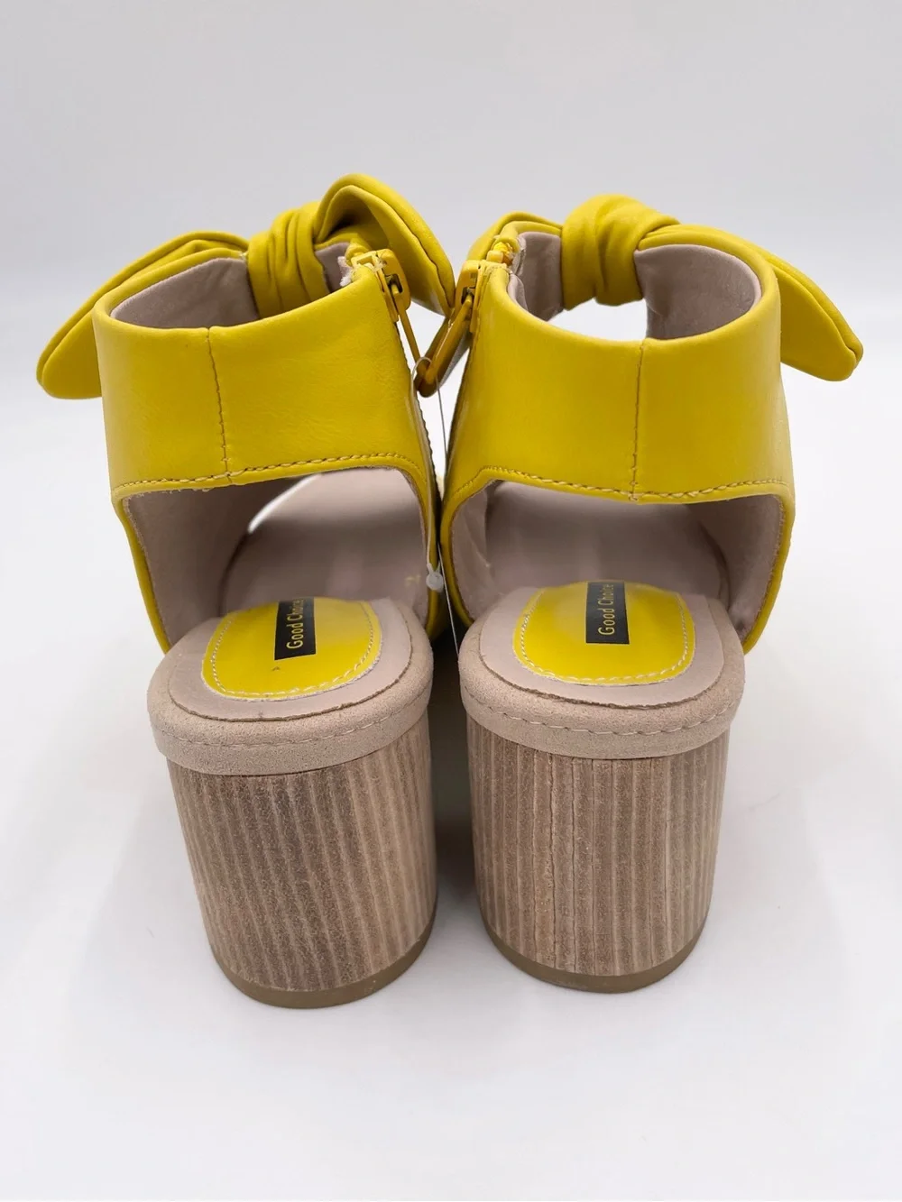 NEW Good Choice Kimora Sandal Heels Size 6 Bright Yellow Faux Leather Bow Detail